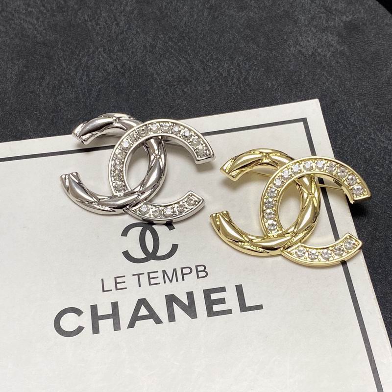 Chanel Brooch 1lyx49 (2)